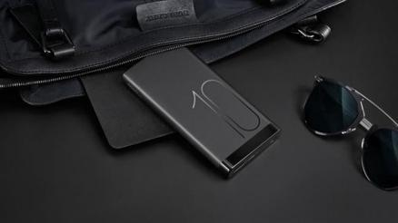 Huawei yeni telefonlarıyla birlikte Power Bankini de ortaya çıkardı