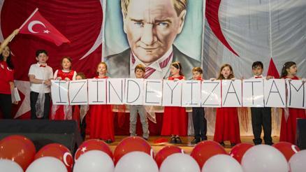 Avrupa’da 23 Nisan’ı kutluyoruz