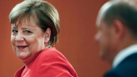 Almanyada bir dönemin sonu Yeni koalisyon duyuruldu...