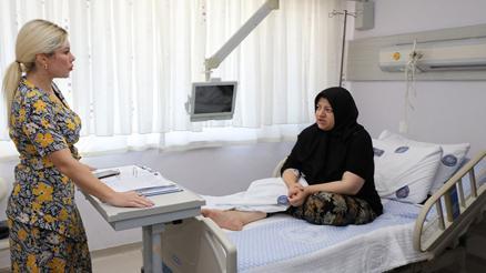 Rektör Özkandan kadavradan rahim nakilli Havva ve bebeğine ziyaret