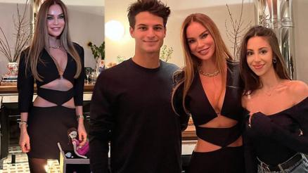 Ebru Şallıdan oğlu Beren ve müstalbel gelini ile doğum günü pozu: 25 gibi 45