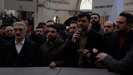 TÜGVA Gençlik Kolları Üyeleri Kuran-ı Kerim yakılmasını protesto etti