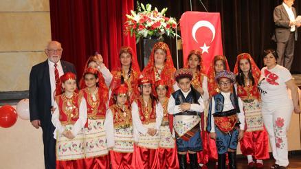 Almanya’da 23 Nisan coşkusu