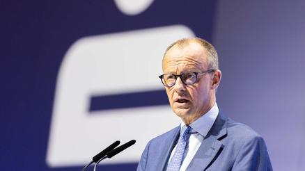 Hani AfD’yi yarıya indirecektiniz