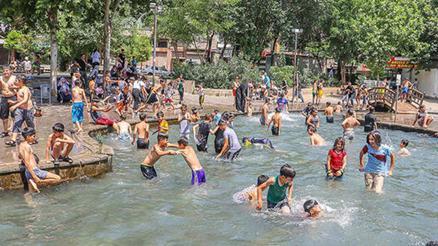 Doğu ve Güneydoğuda sıcaklıklar 40 dereceyi aştı Halk serinlemenin yollarını aradı