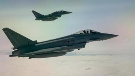 Almanya, NATO tatbikatı kapsamında İzlandaya savaş uçağı gönderdi