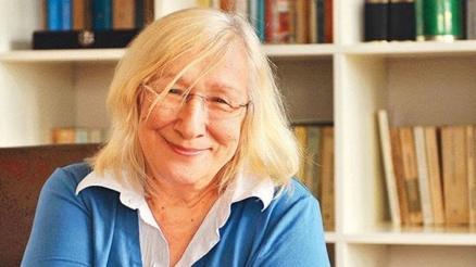 Alev Alatlı hayatını kaybetti Acı haberi Bakan Koca duyurdu