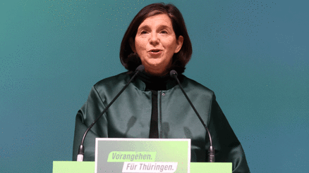 ‘Rusya’nın 200 milyarını Ukrayna’ya verelim’