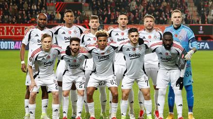 Beşiktaşın Sivasspor maçı kamp kadrosu belli oldu