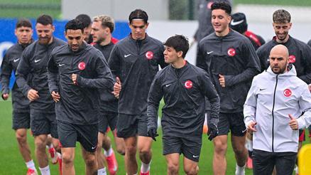 A Milli Takımda, Macaristan mesaisi başladı