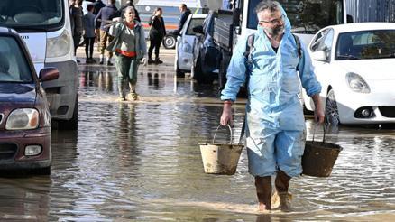 İtalya’da sel alarmı: Piyemonte sular altında