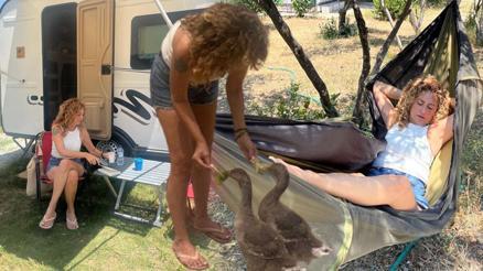 Ünlü oyuncu karavan tatilinde... 5 yıldızlı otel yerine kamp