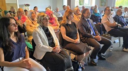 Köln konsolosluğunda koruyucu aile etkinliği