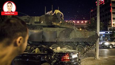 15 Temmuz: Gecikmiş bir uyanışın kanlı bedeli