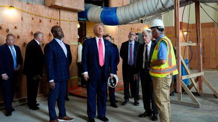 ABD Başkanı Trump, Fedin inşaat projesinde incelemelerde bulundu