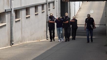 Adana’da aranan 2 firari FETÖ hükümlüsü yakalandı