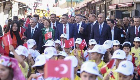 Tekin’den eğitimin kalitesi için aile vurgusu