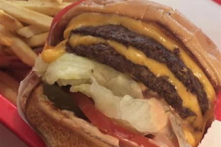Amerikan burgerleri bizim burgerlere karşı!