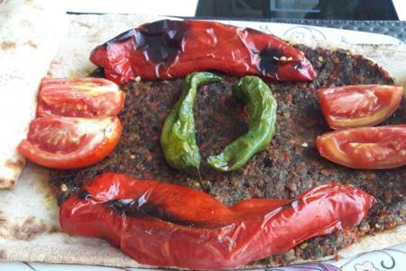 Mangalsız, dumansız ve oldukça lezzetli bir kebap: Kağıt kebabı