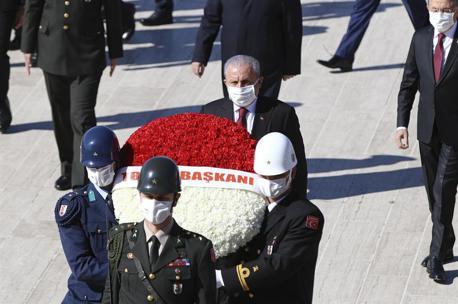 Turkey marks April 23 under nationwide curfew