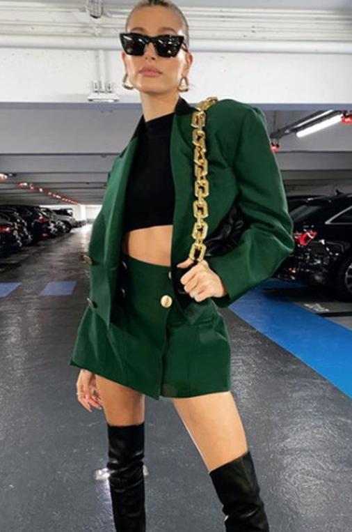 Hailey Bieber Gibi Nasıl Giyinilir? İşte Adım Adım Hailey Bieber Stili