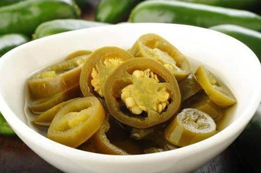 Jalapeno biberi turşusu