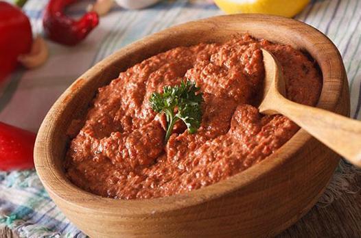 Kolay muhammara tarifi