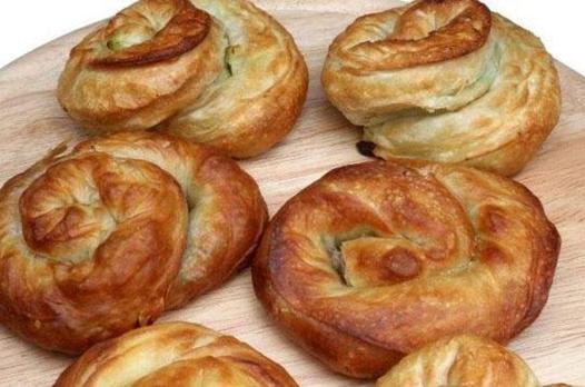 Ispanaklı rulo börek tarifi