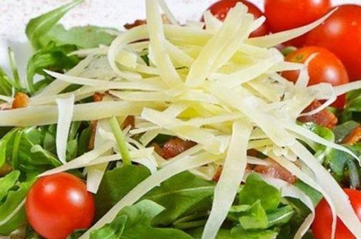 Cevizli roka salatası tarifi