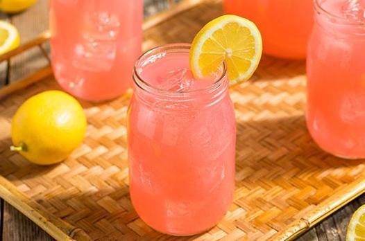 Çilekli limonata tarifi