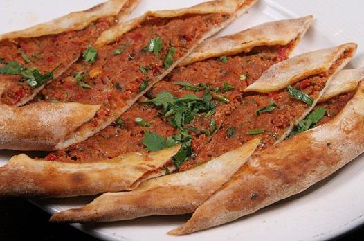 Kıymalı pide tarifi