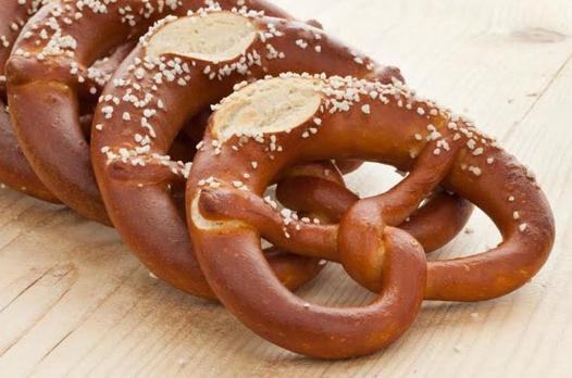 Alman simidi (pretzel) tarifi 