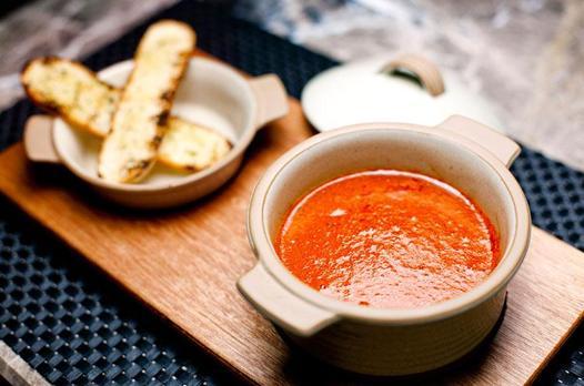 Sütsüz domates çorbası tarifi