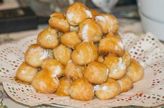 Karamelli profiterol tarifi