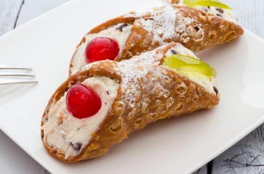 İtalyan tatlısı gerçek cannoli tarifi