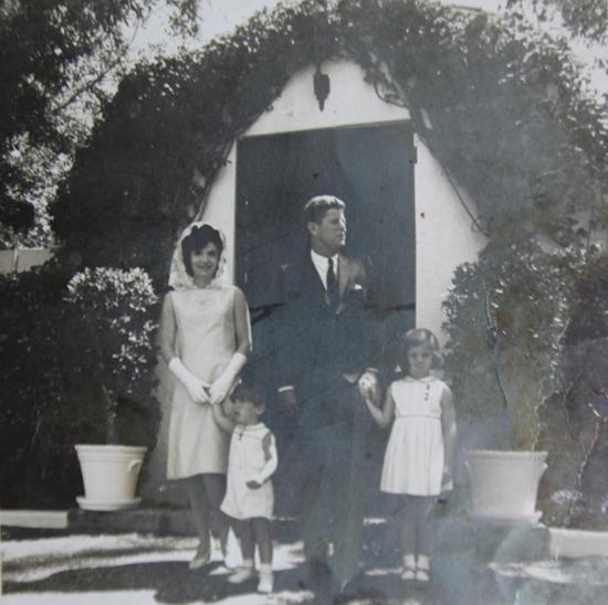 Turkish woman keeps letter from Jacqueline Kennedy for 57 years