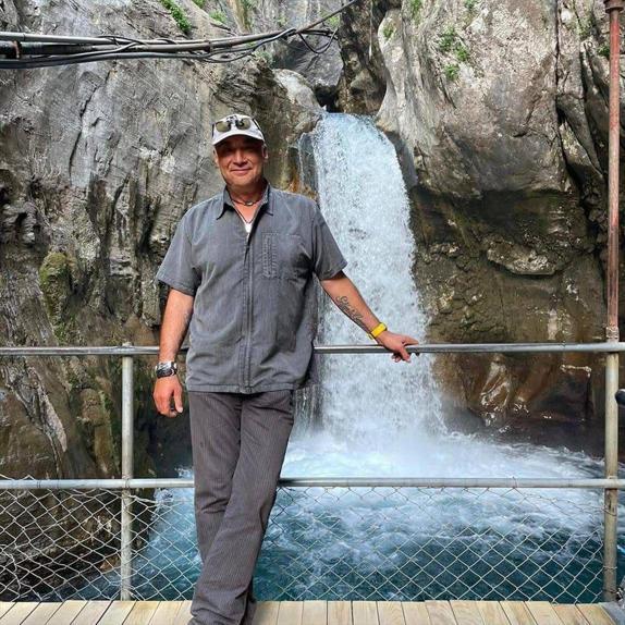 Yeşilçam oyuncusu Mehmet Serdar Sulukahya, üniversite öğrencisi tarafından öldürüldü Cinsel saldırı iddiası...