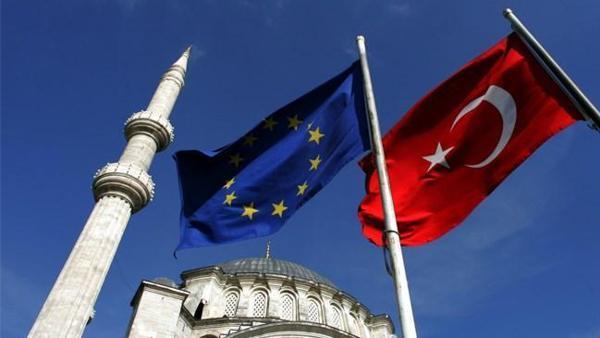Türkiyenin AB ile ilişkileri kesilsin
