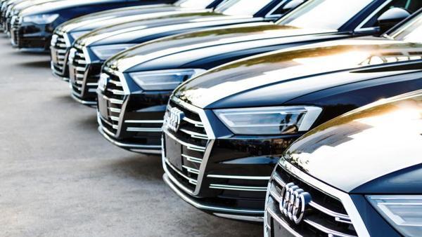 Audi, ABDye teslimatları durdurdu