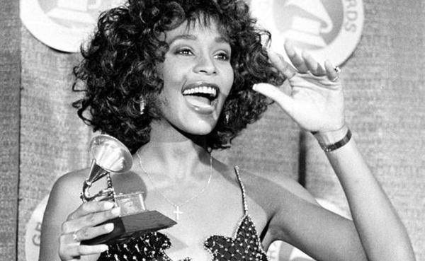 Whitney Houston's “I Will Always Love You” Reaches One Billion