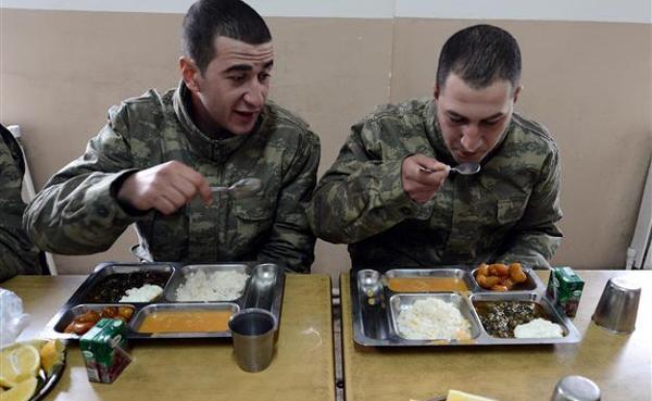 Turkish army assigns 'buddies' to decrease suicide rate - Türkiye News