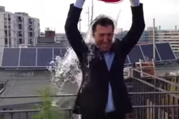 German Greens co-chair Cem zdemir joins Ice Bucket Challenge  with  cannabis plant - World News