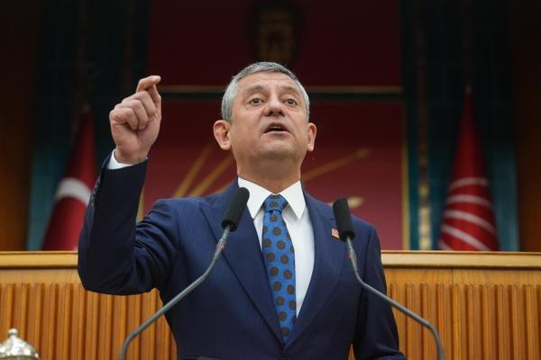 Özel says justice minister undermines anti-terror drive - Türkiye News
