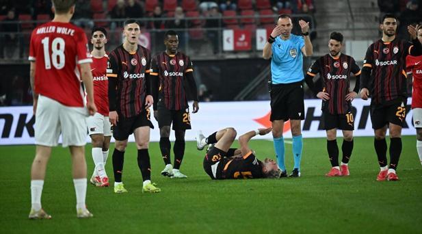 İLK YARIDA 3 GOL