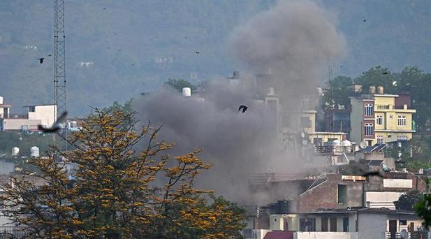 PAKİSTAN SAVUNMA BAKANI, DÜNYANIN YOK OLMASI İHTİMALİNE KARŞI UYARDI