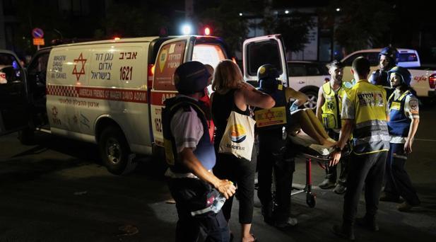 İrandan İsraile sabah saatlerinde düzenlenen saldırılarda 2 kişi öldü, 21 kişi yaralandı