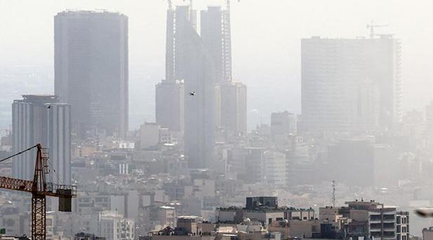İsrail borsası vuruldu: Çok sayıda kişi enkazlarda mahsur kaldı