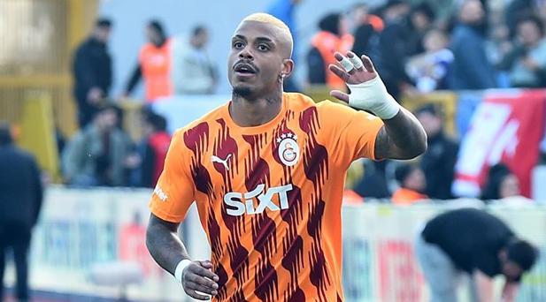 GALATASARAYDA SÜRPRİZ AYRILIK KAPIDA