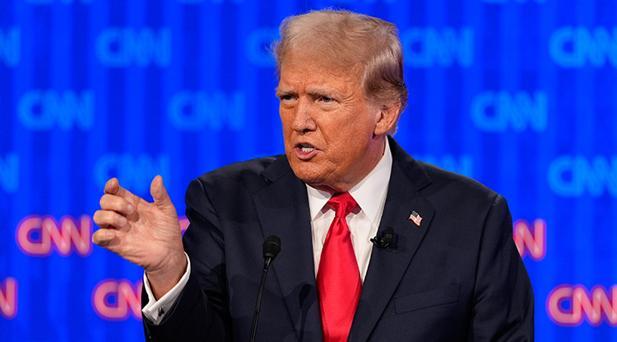 Trump ve CNN International arasında kavga sürüyor: ABD Başkanı 2 nedenle yalan söylüyor