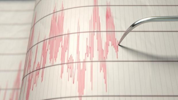 Son dakika! Kuşadası Körfezi'nde deprem